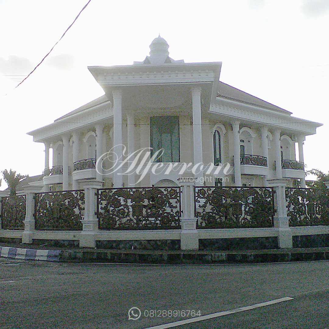 Pemasangan Railing Balkon dan Pintu Pagar Kalimantan Timur